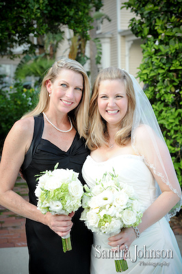 Best Courtyard Lake Lucerne - IW Phillips House Wedding photographer - Sandra Johnson (SJFoto.com)